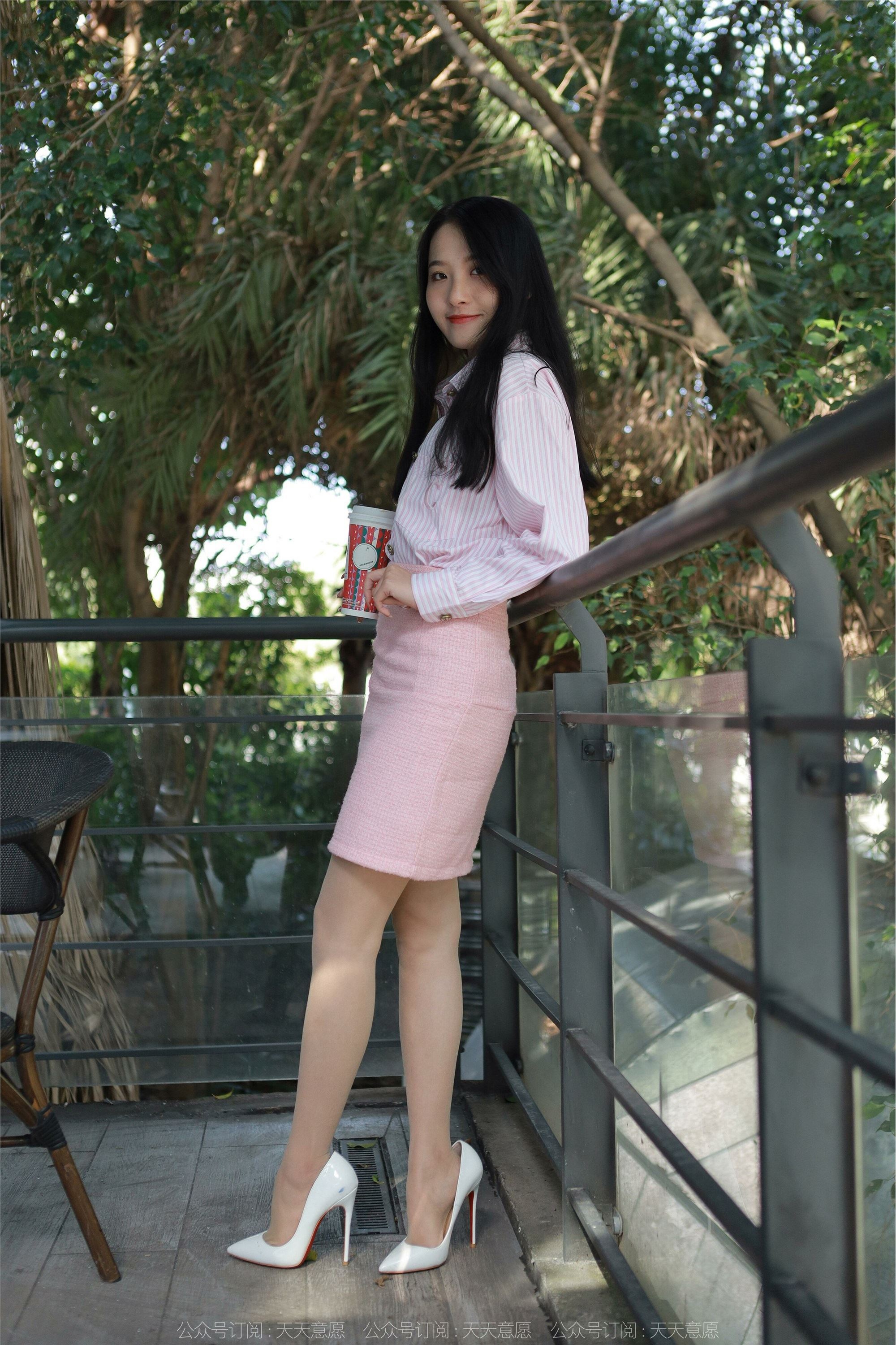 IESS异思趣向  2022.03.08 丝享家1022：婉萍《粉嫩的下午茶》